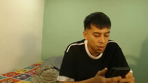 danielitopapii online show from 12/16/25, 01:10