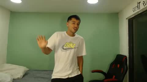 Snapshot of danielitopapii chatting on 02/06/26, 11:24 danielitopapii online show from 02/06/26, 11:24