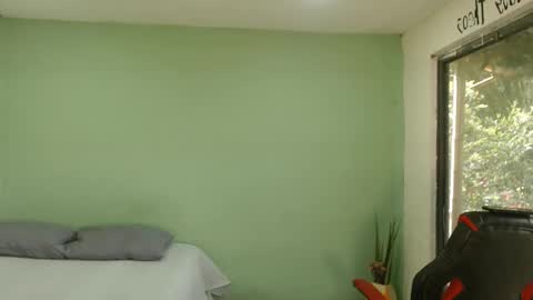 Snapshot of danielitopapii chatting on 02/12/26, 02:12 danielitopapii online show from 02/12/26, 02:12