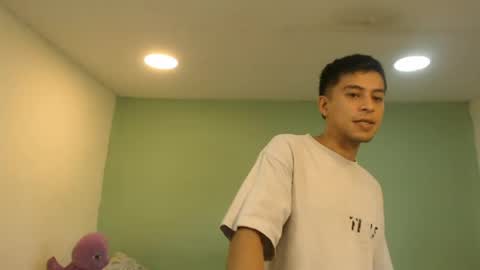 Snapshot of danielitopapii chatting on 06/23/26, 03:43 danielitopapii online show from 06/23/26, 03:43