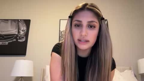 daniellarae1 online show from 02/21/26, 07:42