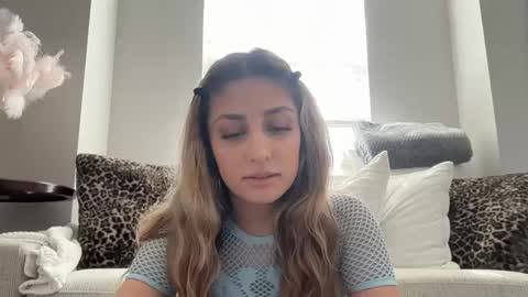 daniellarae1 online show from 04/05/26, 10:51