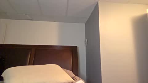 Snapshot of daniellbisous chatting on 09/22/25, 09:11 daniellbisous online show from 09/22/25, 09:11