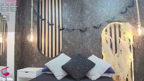 Snapshot of danielle_castillo chatting on 03/03/26, 07:20 danielle_castillo online show from 03/03/26, 07:20