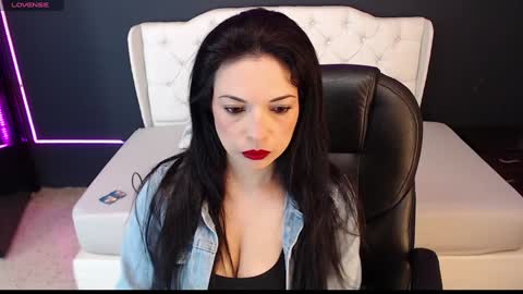 Danielle Smith online show from 12/29/24, 03:22