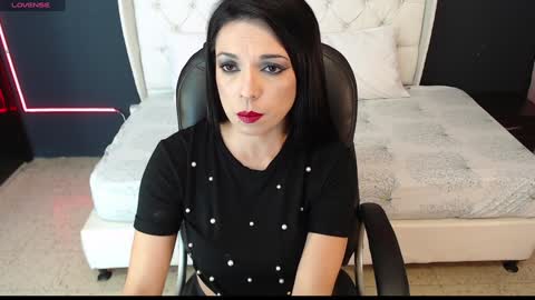 Danielle Smith online show from 01/08/25, 03:08