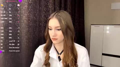 Trisha wanna play  Meow online show from 02/27/26, 05:24