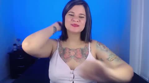 Snapshot of daniellerain chatting on 12/21/24, 10:30 daniellerain online show from 12/21/24, 10:30