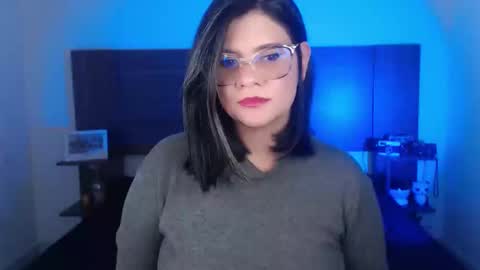 Snapshot of daniellerain chatting on 03/08/25, 04:23 daniellerain online show from 03/08/25, 04:23