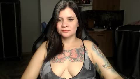 daniellerain online show from 02/04/26, 11:42