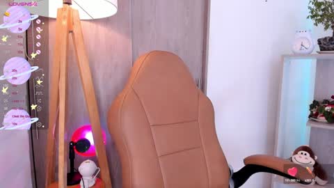 Danielle Rose online show from 02/04/25, 12:40