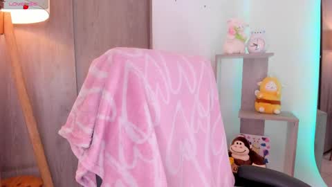 Danielle Rose online show from 09/27/25, 07:19