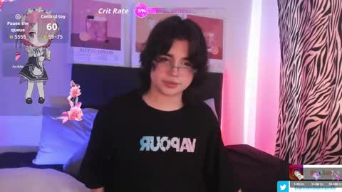 Snapshot of daniellesins_ chatting on 10/14/25, 03:57 online show from 10/14/25, 03:57