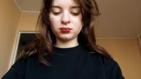 Mia online show from 10/30/25, 07:32