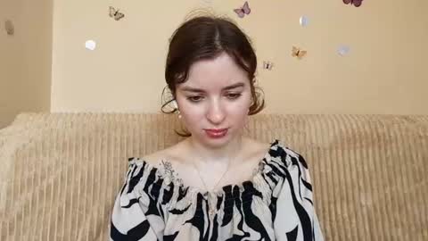 Snapshot of daniellevaulet chatting on 07/18/26, 07:12 Mia online show from 07/18/26, 07:12