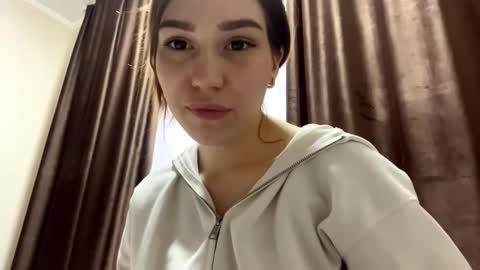 Snapshot of daniellmancher chatting on 03/04/26, 10:32 Julia online show from 03/04/26, 10:32