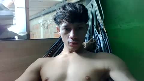 Snapshot of daniels_cruz chatting on 07/29/26, 02:15 Daniels Cruz online show from 07/29/26, 02:15