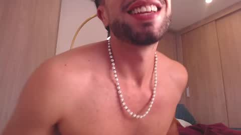 Snapshot of danielsantosbubleaz chatting on 05/16/26, 04:31 Daniel Santos online show from 05/16/26, 04:31