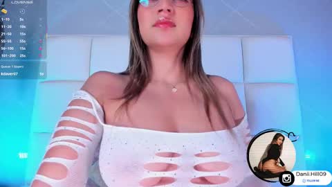 Danii  online show from 10/22/25, 04:46