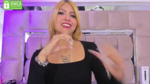 Snapshot of daniiela_beteche777 chatting on 05/23/26, 06:56 DANIELA online show from 05/23/26, 06:56
