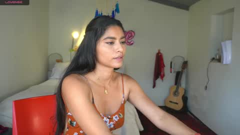 danalle .. online show from 02/10/25, 09:15