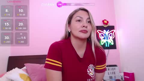 K A R O L online show from 05/15/26, 03:02