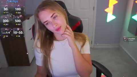 Snapshot of danikadillan chatting on 07/11/26, 12:57 Hi my name is Anna. Please say hello I like to chat with you. If u have request use Tip option .Thank you online show from 07/11/26, 12:57
