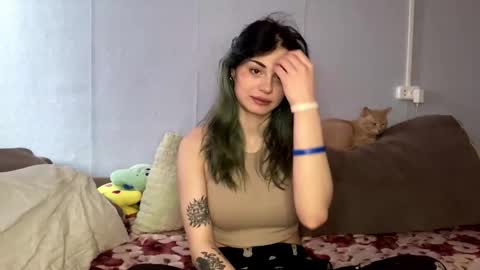 Snapshot of danikalazarini chatting on 03/03/26, 12:00 Melissa online show from 03/03/26, 12:00