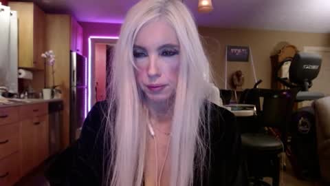 DanikaWhite69 online show from 01/26/25, 10:23