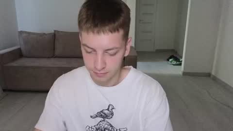 Snapshot of danila_trezzini chatting on 06/19/26, 02:05 danila online show from 06/19/26, 02:05