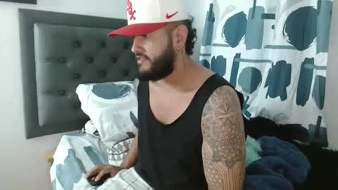 daniloh_xxx online show from 02/15/26, 07:51