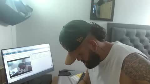 daniloh_xxx online show from 02/22/26, 05:55