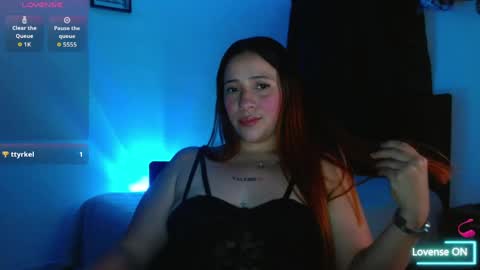 Snapshot of daniorange chatting on 05/25/26, 11:22 Dani online show from 05/25/26, 11:22