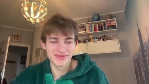 danio hot online show from 12/10/24, 11:22