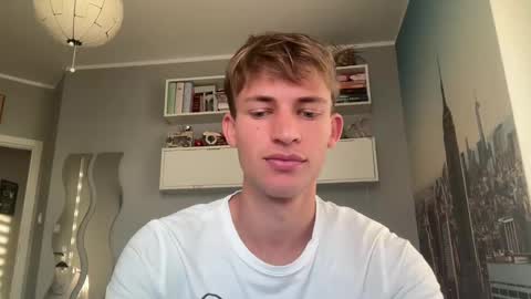 danio hot online show from 01/24/25, 02:19