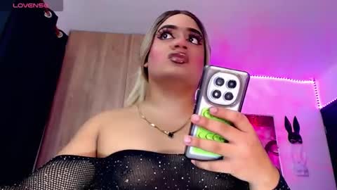 danipein online show from 10/01/25, 11:38