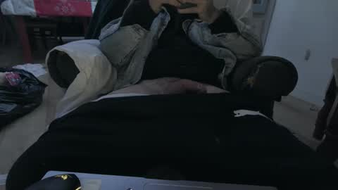 alex19cm online show from 02/18/26, 11:11