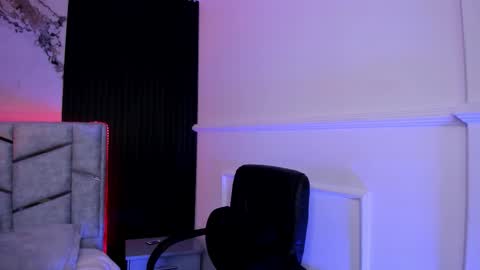 Snapshot of daniphoenixx chatting on 09/08/25, 07:57 Dani Phonenix online show from 09/08/25, 07:57