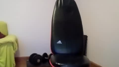 daniroca8 online show from 11/05/25, 02:44