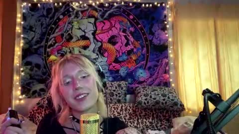 Snapshot of danitavranich chatting on 08/02/26, 01:09 danitavranich online show from 08/02/26, 01:09