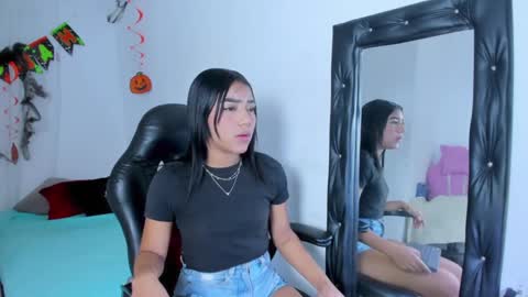 Snapshot of danka_smith chatting on 10/10/25, 05:39 danka_smith online show from 10/10/25, 05:39