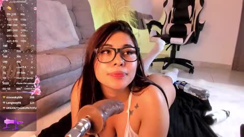 danna_adams1 online show from 03/11/25, 06:43