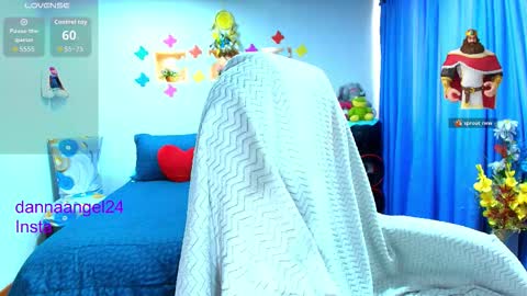 Danna online show from 03/27/26, 10:09