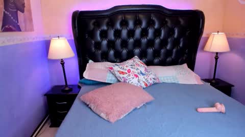 Danna online show from 02/27/26, 03:01