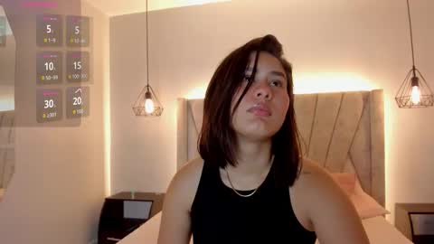danna_malak online show from 10/28/25, 03:47