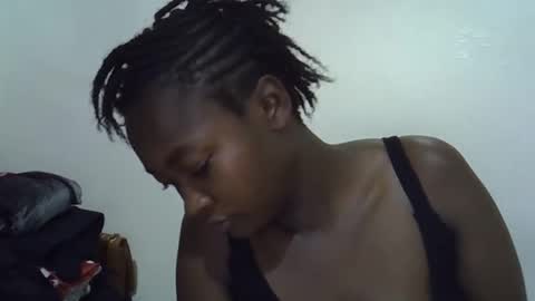 Snapshot of danna_miki chatting on 11/09/25, 02:15 danna_miki online show from 11/09/25, 02:15