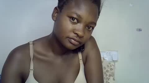 danna_miki online show from 01/18/26, 12:31