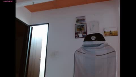 Danna online show from 02/20/25, 07:19