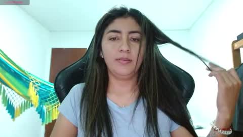 Snapshot of danna_peterson chatting on 07/19/26, 12:47 Danna online show from 07/19/26, 12:47