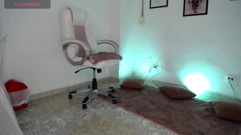 Danna online show from 03/11/26, 10:49